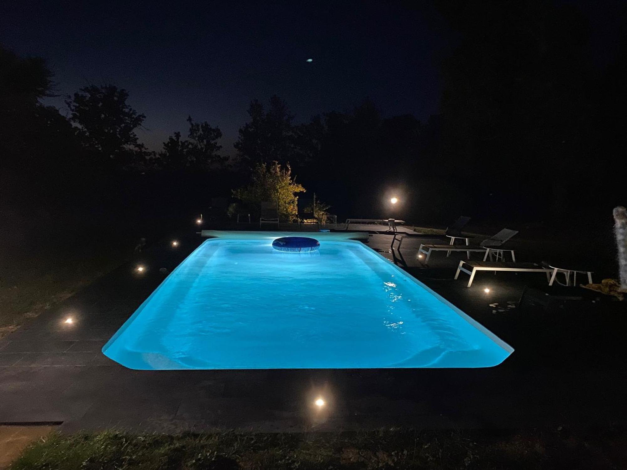 Domaine De Treuillaud Bed & Breakfast Villers-les-Ormes Екстериор снимка