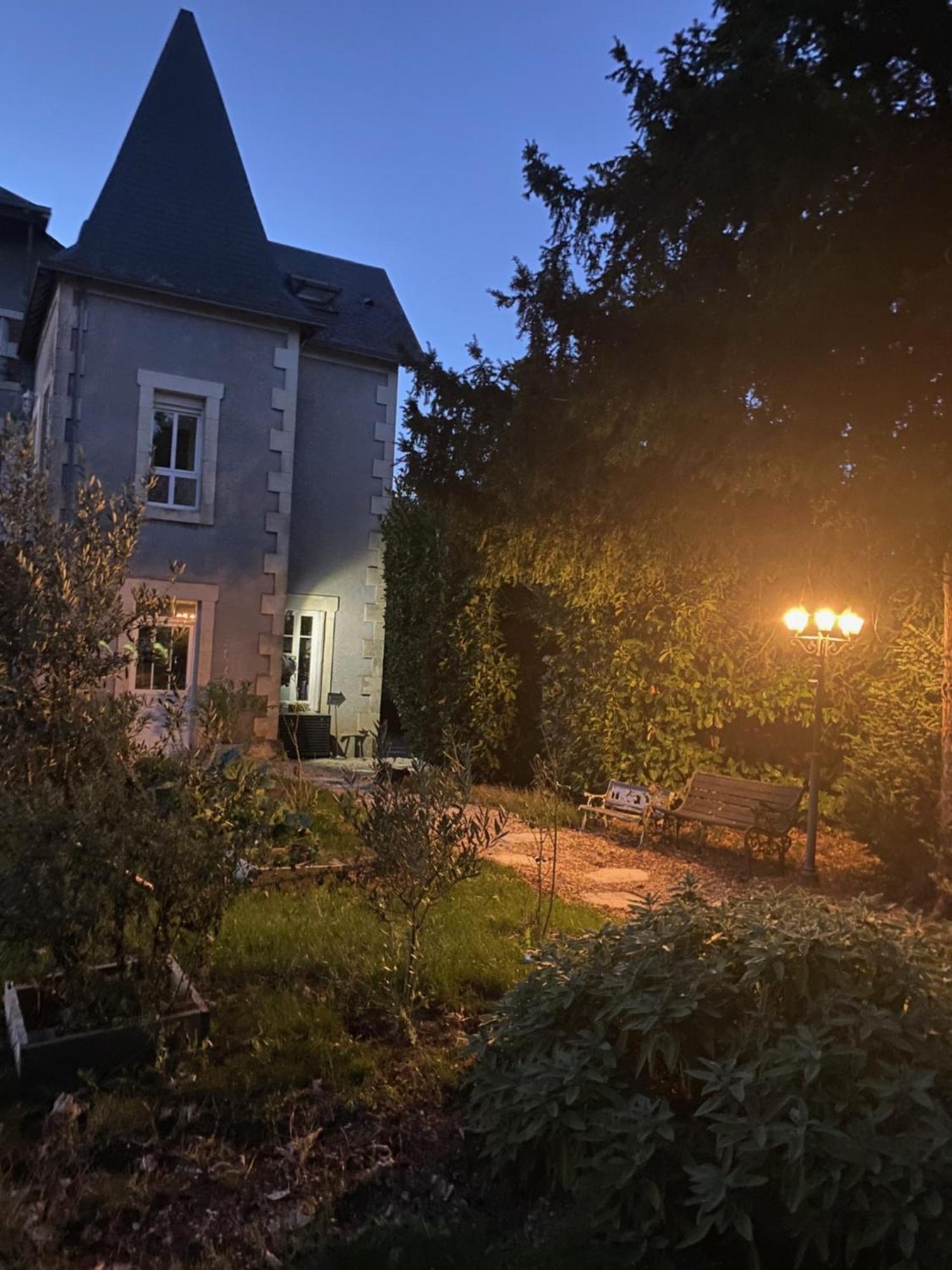 Domaine De Treuillaud Bed & Breakfast Villers-les-Ormes Екстериор снимка