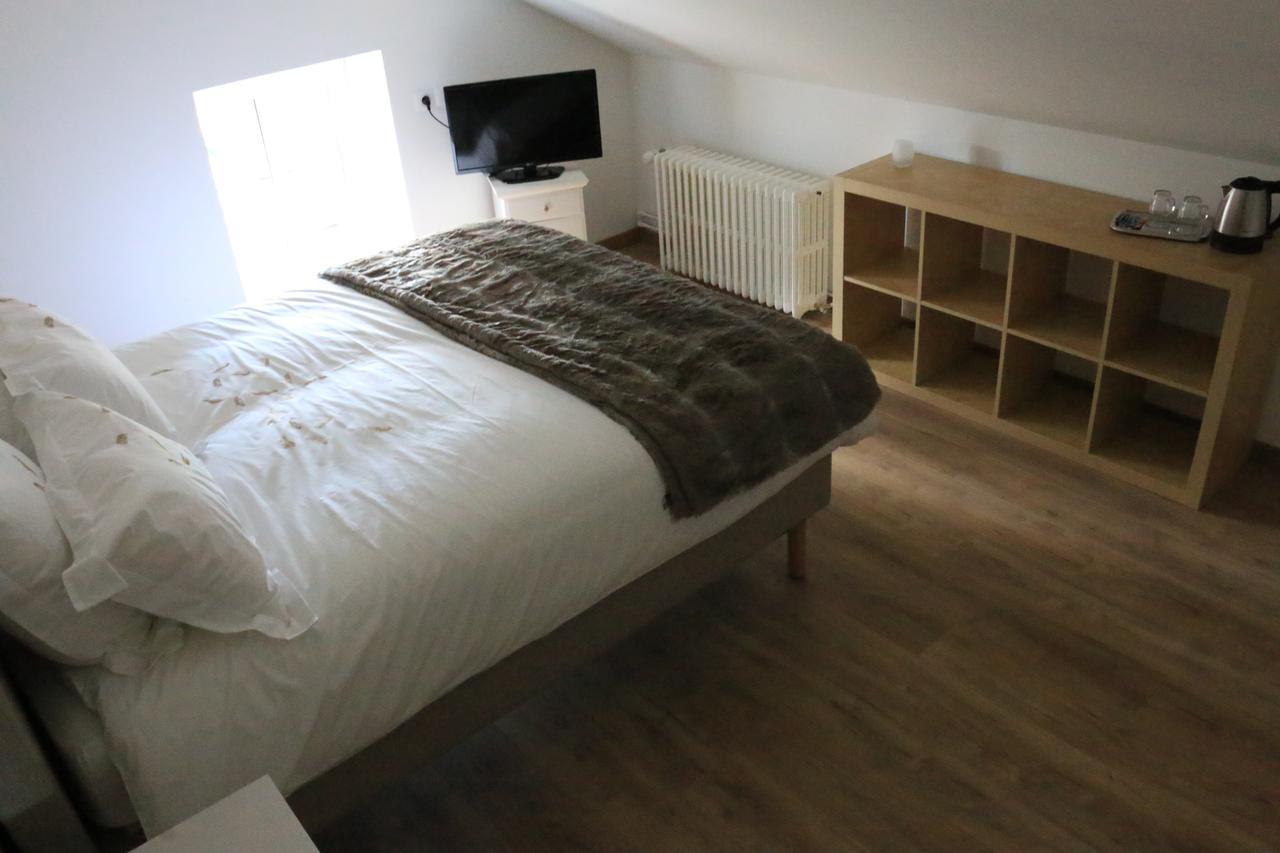 Domaine De Treuillaud Bed & Breakfast Villers-les-Ormes Екстериор снимка