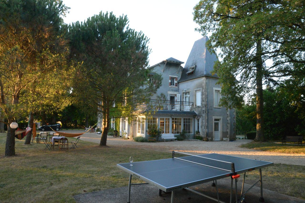 Domaine De Treuillaud Bed & Breakfast Villers-les-Ormes Екстериор снимка